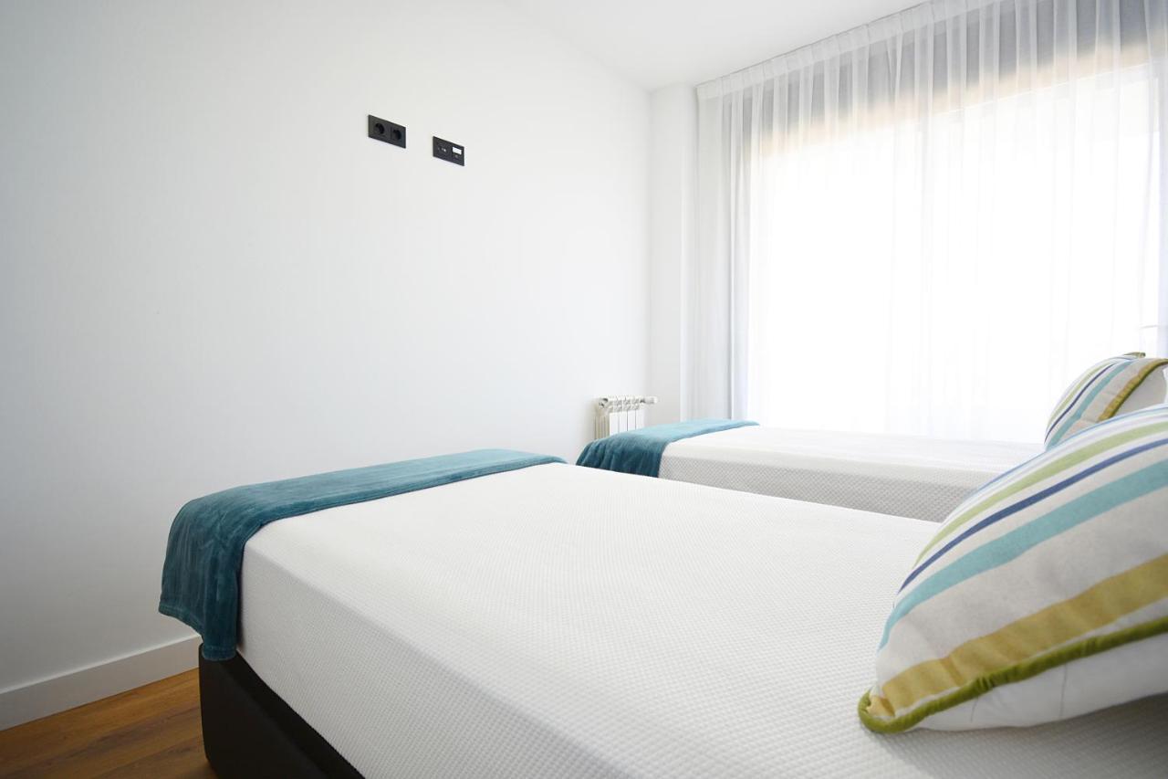Precioso Apartamento Con Piscina En Санксенсо Екстериор снимка